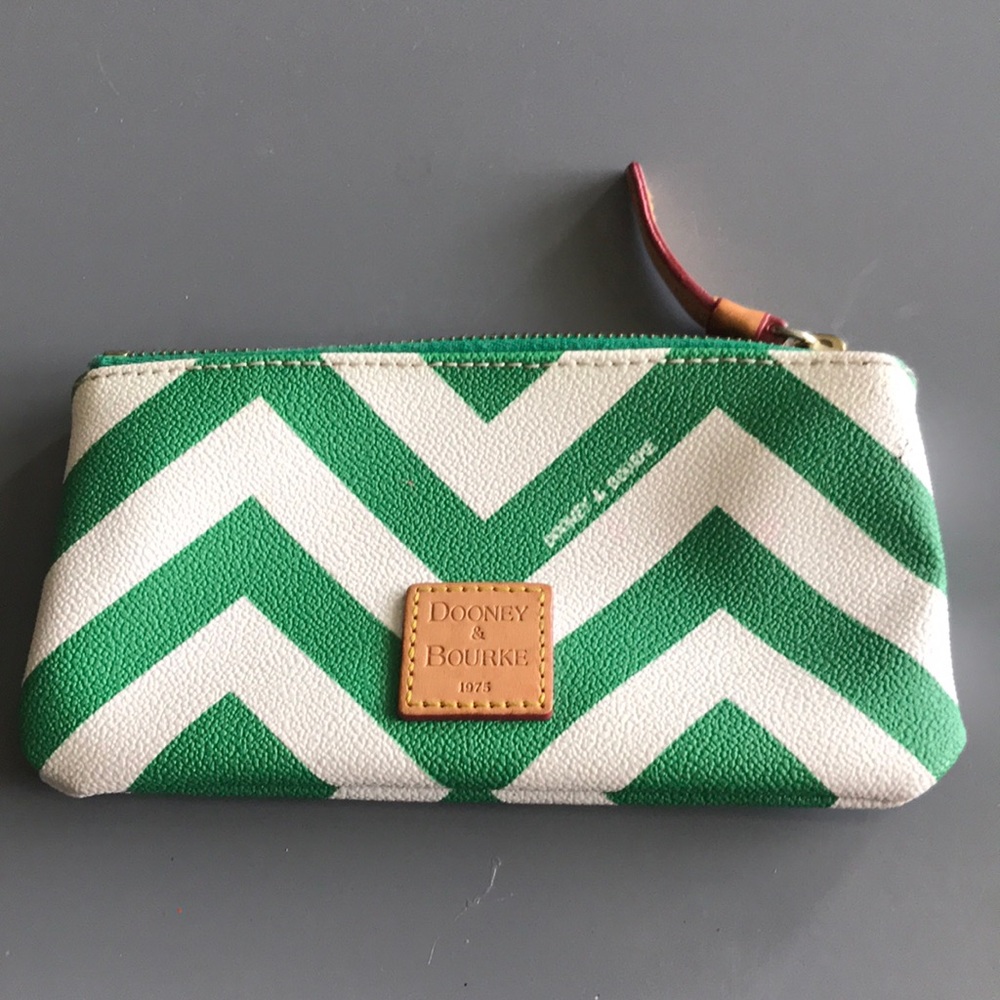 Dooney and Bourke small zipper bag